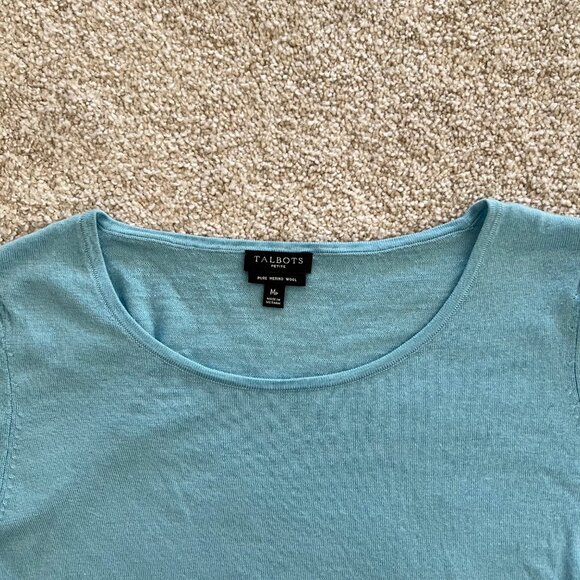 Talbots Pure Merino Wool Sky Blue Pearl Accent Sweater size Petite Medium NWOT - Picture 5 of 9